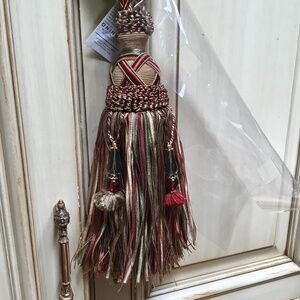 Gorgeous Single Trimland Collection Tassel/ Tie-back with Beads